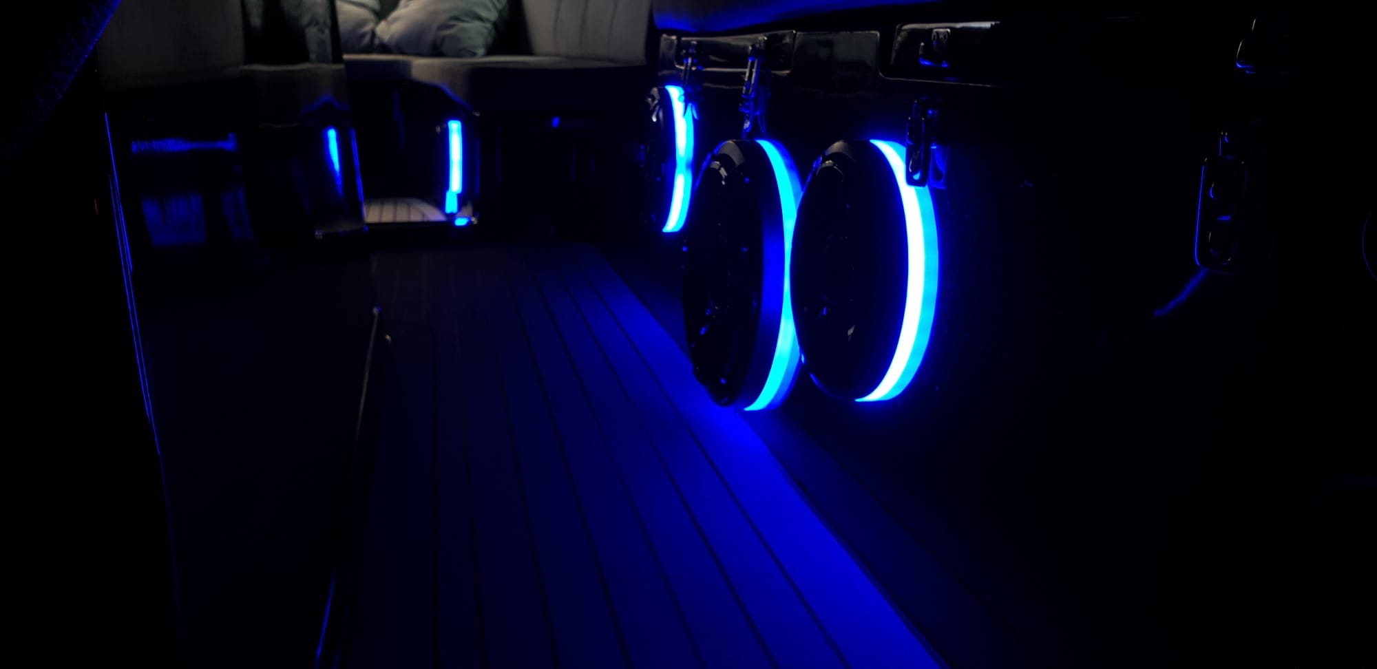 Speakers voor op de boot